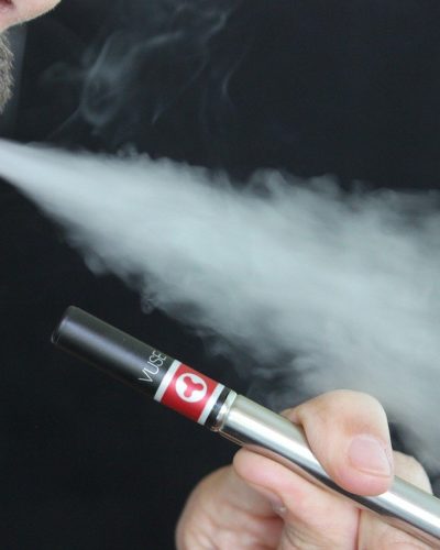 e-cigarette-1301670_1280